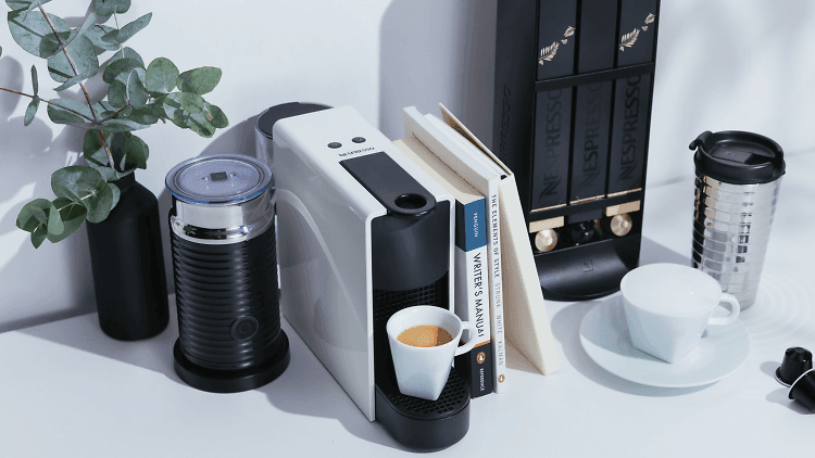 Compact and efficient espresso machine for small spaces, delivering quality coffee.