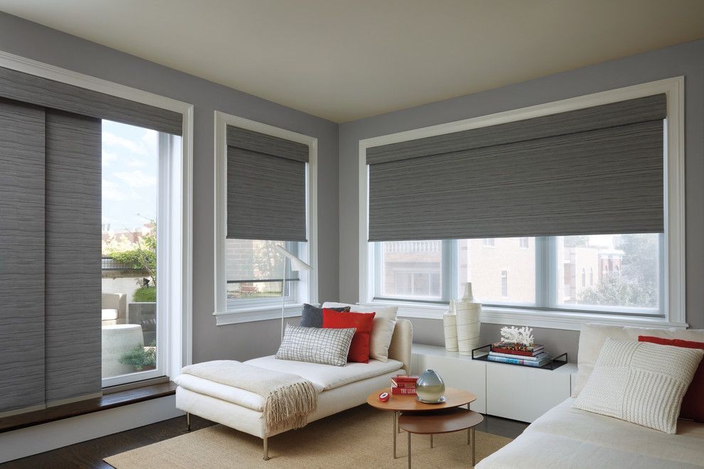 Timeless Elegance: Venetian Blinds - Classic Style, Adjustable Privacy Solution